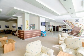 Bar (on property) - International House of Journalists (Varna)