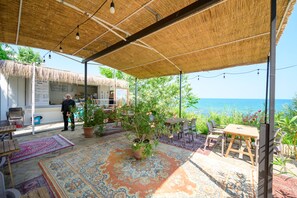 Outdoor dining - International House of Journalists (Varna)