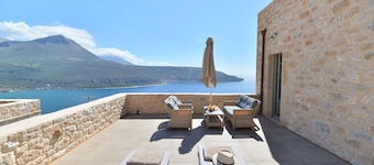 Akrolithi Boutique Hotel