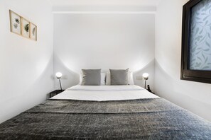 Double Room | Individually decorated, desk, laptop workspace, free WiFi - Glaner Hotel Café (Andorra la Vella)