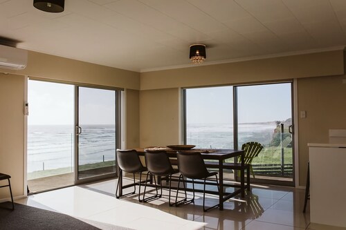 Beachfront Apartment with Ocean Views