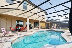 House | Outdoor pool