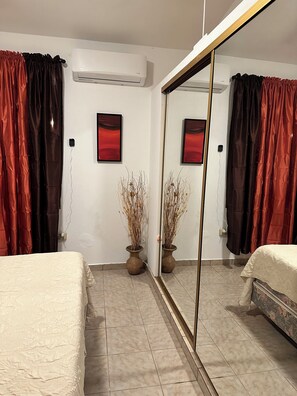 3 slaapkamers, gratis wifi, beddengoed, rolstoeltoegankelijk