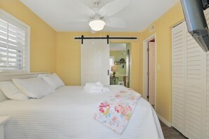 1 bedroom, iron/ironing board, free WiFi, bed sheets