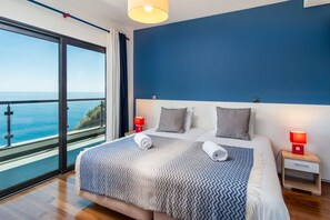 4 chambres, fer et planche à repasser, lit parapluie, Wi-Fi gratuit