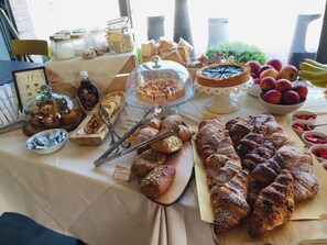 Daily continental breakfast for a fee