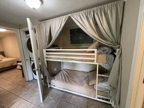 Classic House, Garden View