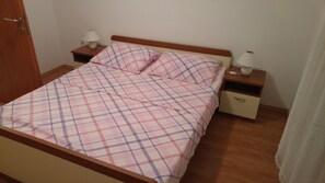 2 Schlafzimmer, Bügeleisen/Bügelbrett, WLAN, Bettwäsche