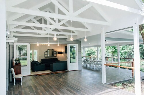 CHANTICLEER GARDENS COTTAGE