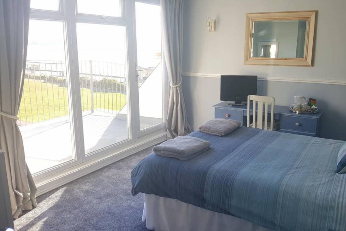 Double Room with Balcony Ensuite Room