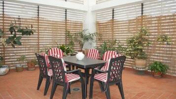 Family Apartment, 3 Bedrooms | Balcony