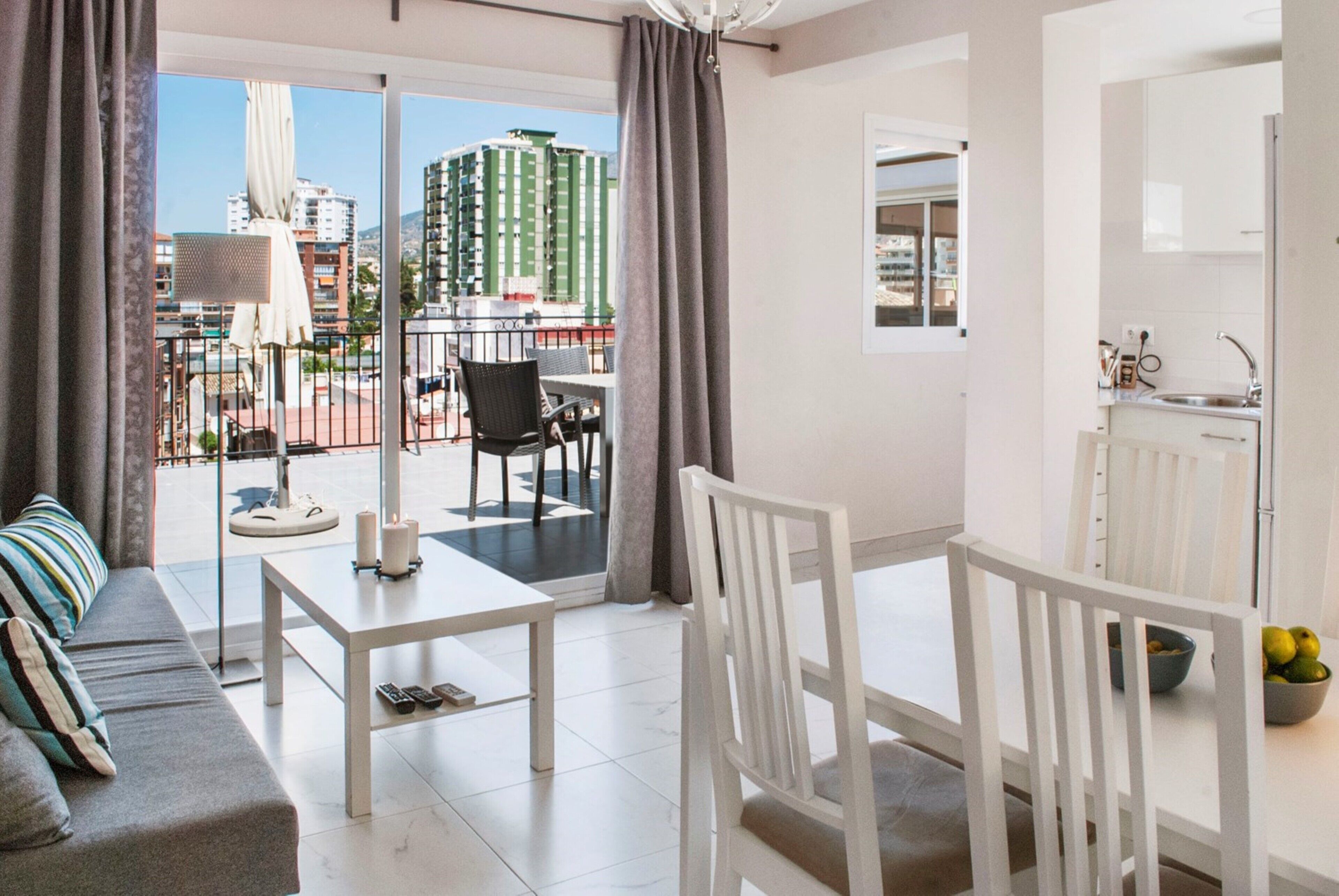 Family Apartment, 2 Bedrooms | Living room | TV