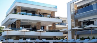 Agnes Deluxe Hotel