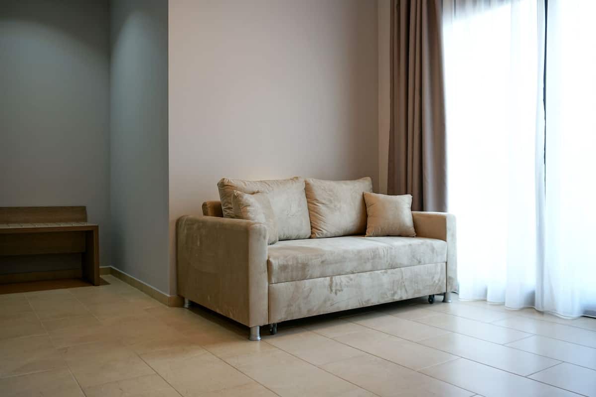 junior double room | living room | flat-screen tv