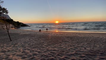 Sun loungers, beach towels