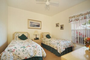 2 chambres, fer et planche à repasser, accès au Wi-Fi (inclus)