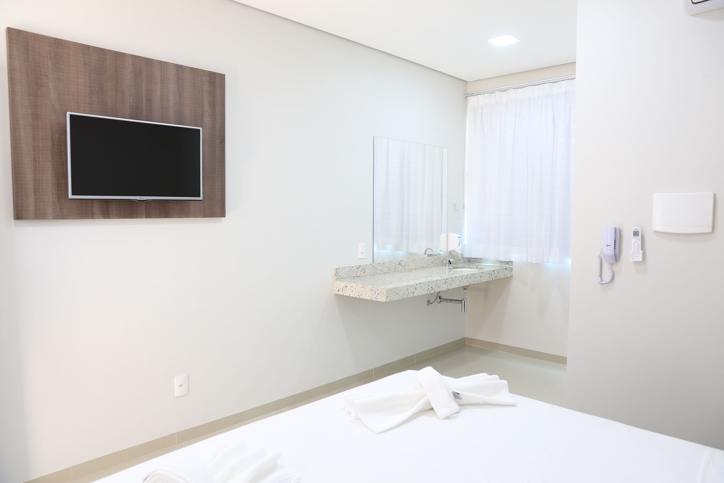 Basic Double Room | Blackout curtains, iron/ironing board, free WiFi, bed sheets