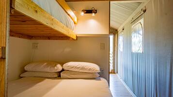 Tente Luxe, 2 chambres | 2 chambres, literie de qualité supérieure, lits bébé (gratuits)