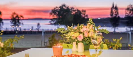 Daily continental breakfast for a fee