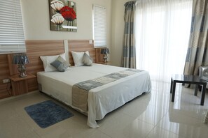 2 bedrooms, in-room safe, soundproofing, iron/ironing board
