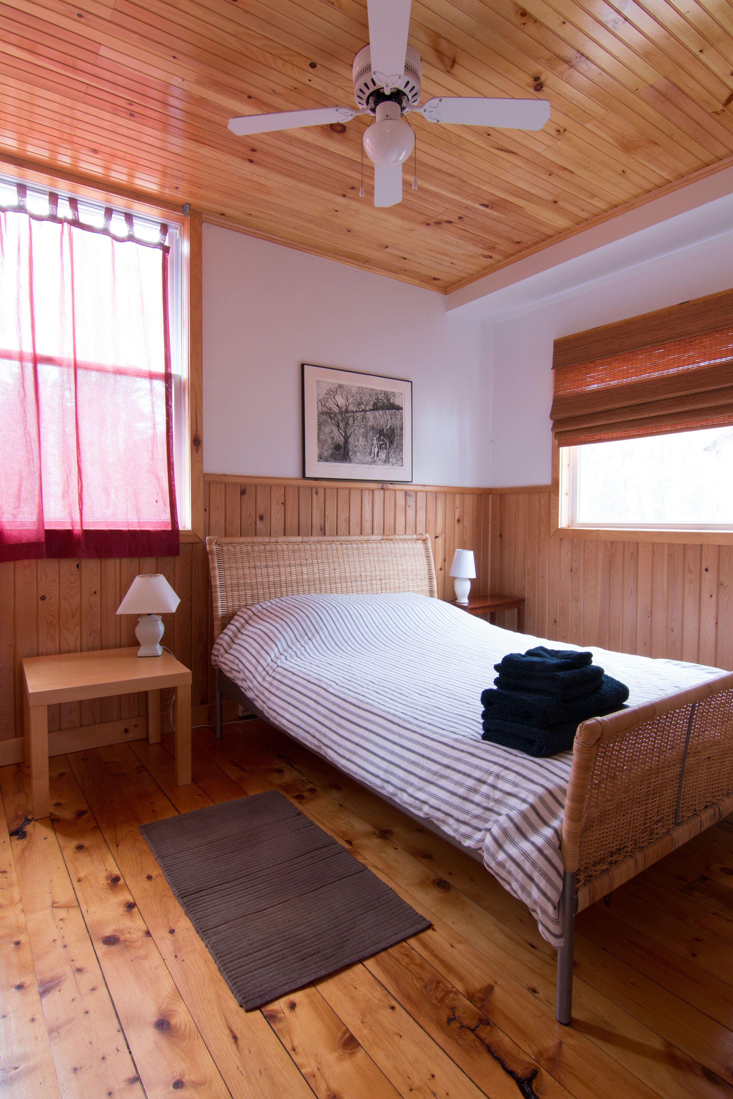 3 bedrooms, in-room safe, iron/ironing board, free WiFi