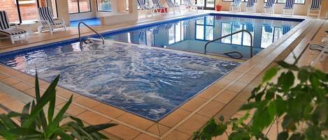 Indendørs pool, udendørs pool