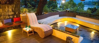 Lavasa Luxury Deck Apartment