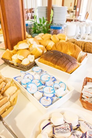 Desayuno buffet incluido todos los días 