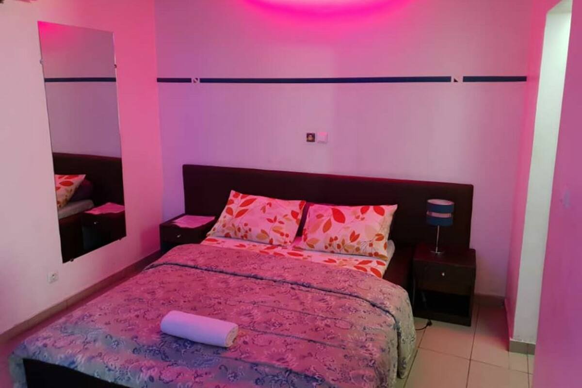 Classic Single Room