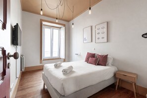 2 habitaciones, cortinas blackout, tabla de planchar con plancha y wifi 