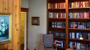 Interior detail - The Inn at Union Pier (Union Pier)