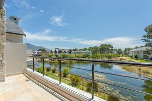 Classic-Haus, 4 Schlafzimmer | Ausblick vom Zimmer