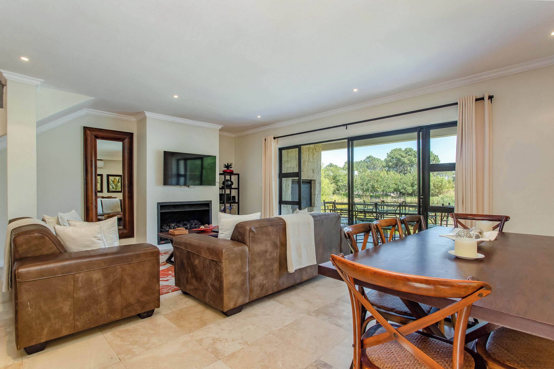 Classic House, 4 Bedrooms | Living room | TV, DVD player
