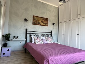 2 soverom, strykejern/-brett, wi-fi (inkludert) og sengetøy