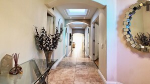 Interior detail - Vista Del Mar (La Jolla)