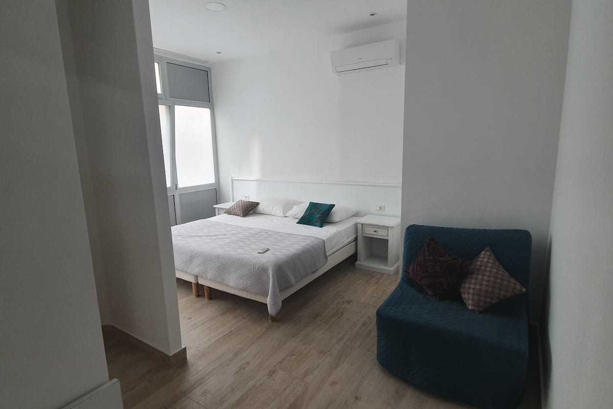 Habitación doble estándar | 1 habitación, cortinas blackout, insonorización y wifi gratis