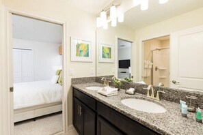 Ferienhaus | Badezimmer