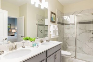 Ferienhaus | Badezimmer
