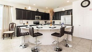 Coffee/tea maker, fridge, microwave, oven - 8BR 8BA Pool Home Near Disney In Gated (Davenport)