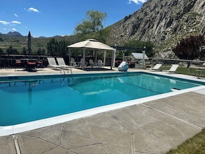 Exterior - Meadowcliff lodge (Coleville)