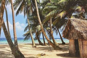 Basic Cabin | Beach/ocean view - Cabins in Asserya Island - San Blas paradise - meals included (Ailigandi)