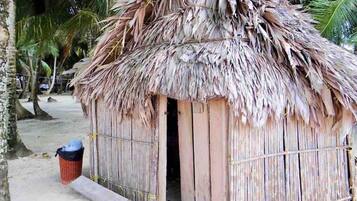 Cabane | Draps fournis