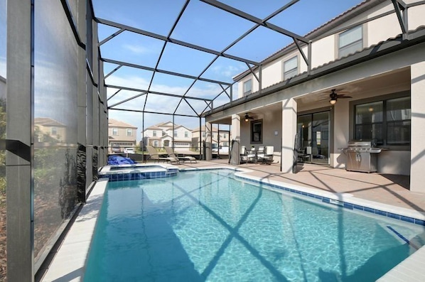 House | Indoor pool