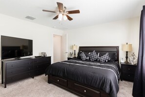 4 bedrooms, desk, free WiFi - 4BR 3BA Townhome in ChampionsGate (Davenport)