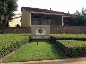 House | Property grounds - 2BR 2BA Townhome in Mango Key (Kissimmee)