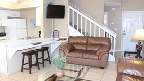 Unclassified image, 3 of 32, button - 3BR 2BAroom Townhome (Kissimmee)