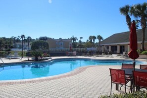 Outdoor pool - 2BR 2BA Townhome at Mango Key (Kissimmee)