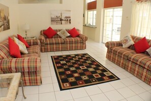 Fernseher, DVD-Player