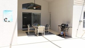 House | Terrace/patio - 4BR 3BAroom Pool Home at Indian Creek (Kissimmee)