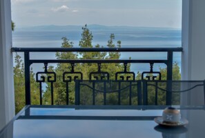 Property grounds - MUSES DELUXE APARTMENTS (Χαλκιδική)